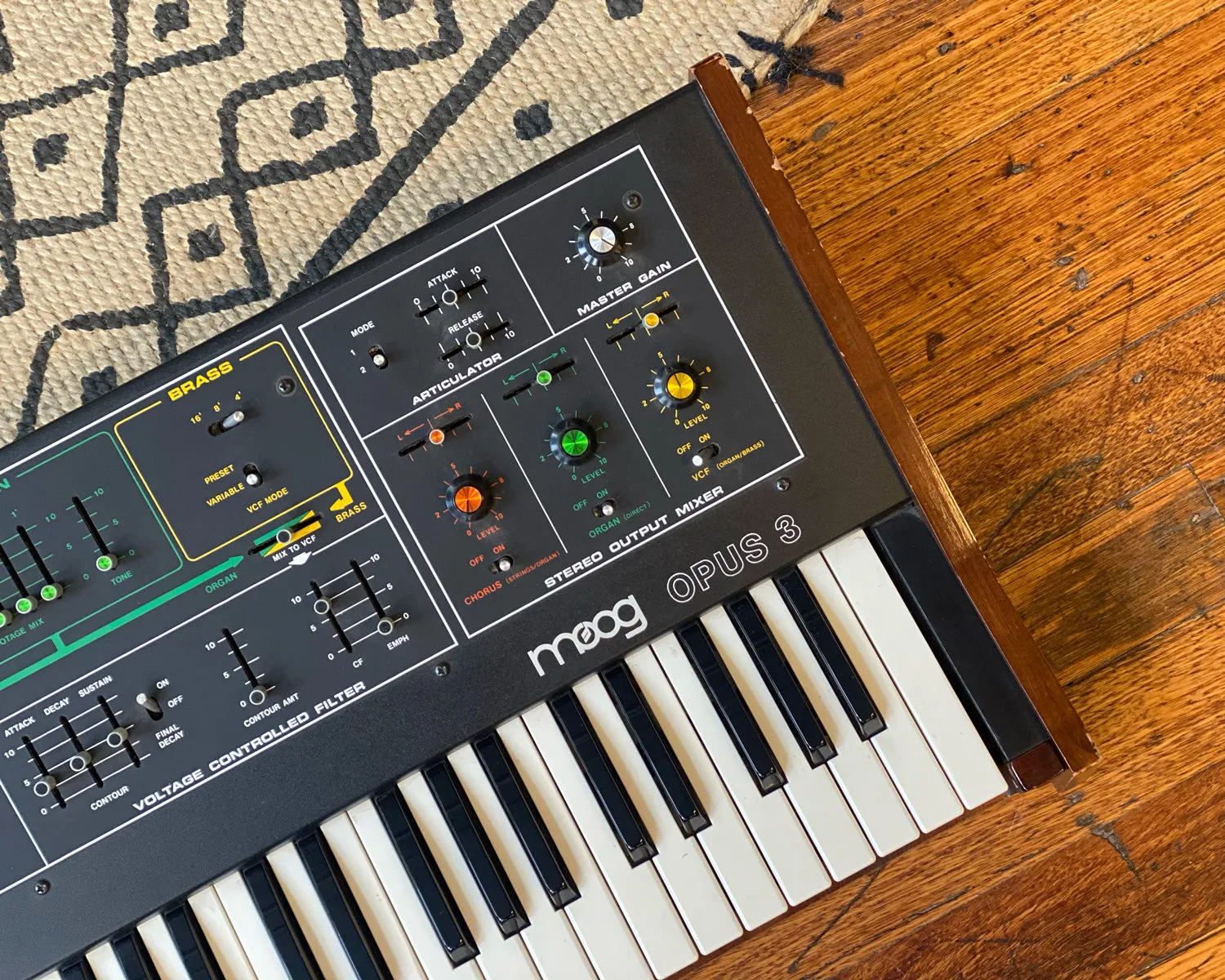 1980 Moog Opus 3 Analogue Polyphonic Synthesiser