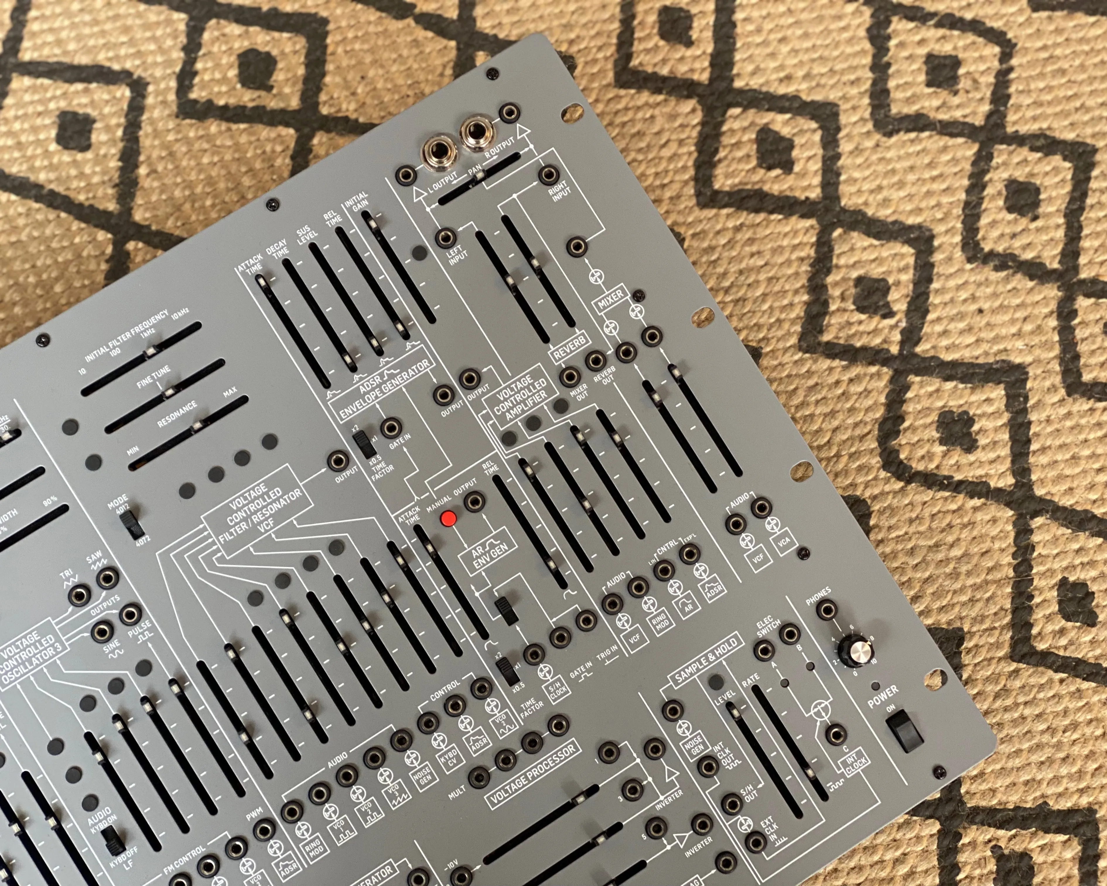 Behringer 2600 Gray Meanie