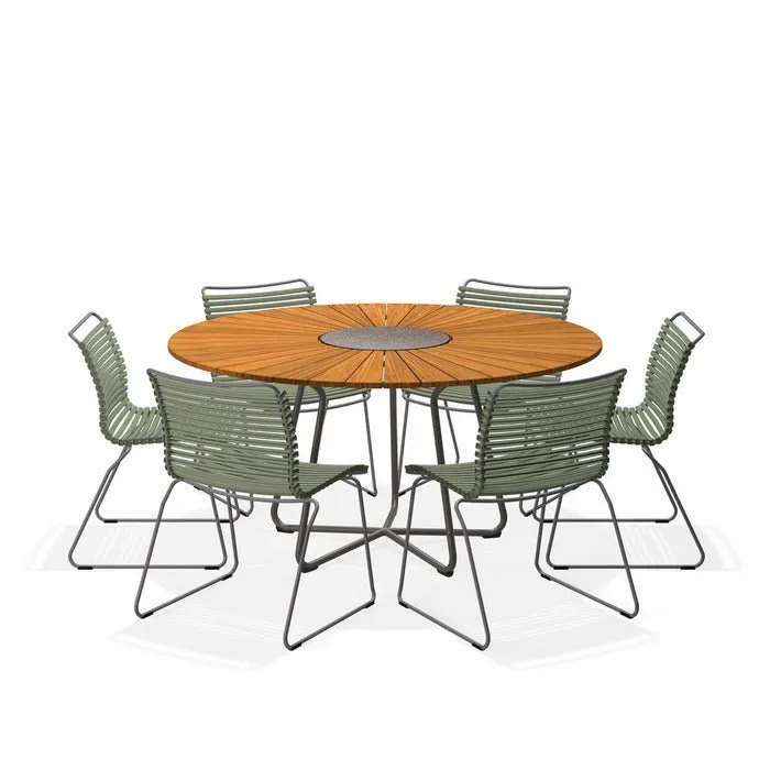 Circle Outdoor Table 1500dia   6 Click Chairs No Arm
