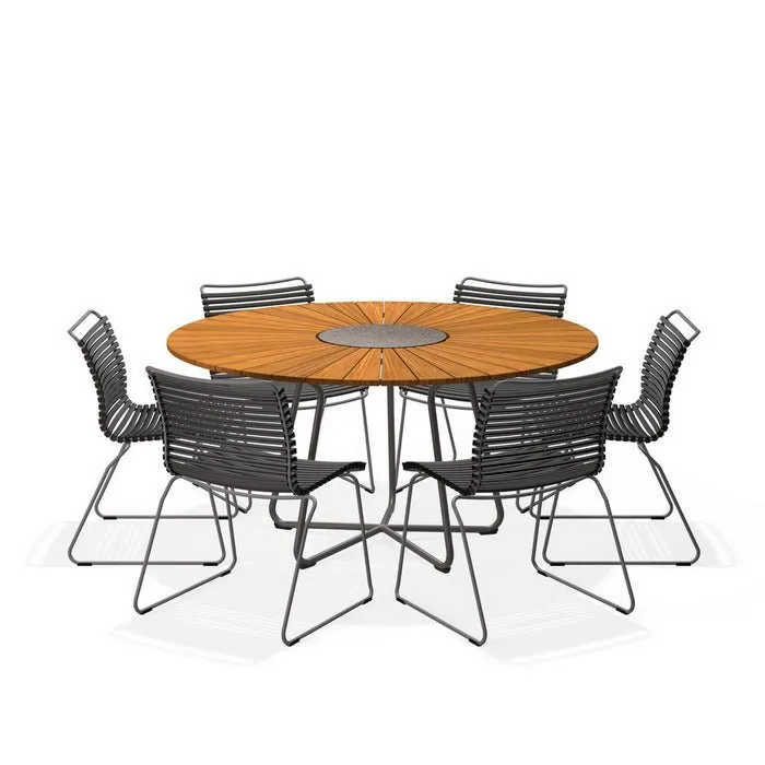 Circle Outdoor Table 1500dia   6 Click Chairs No Arm