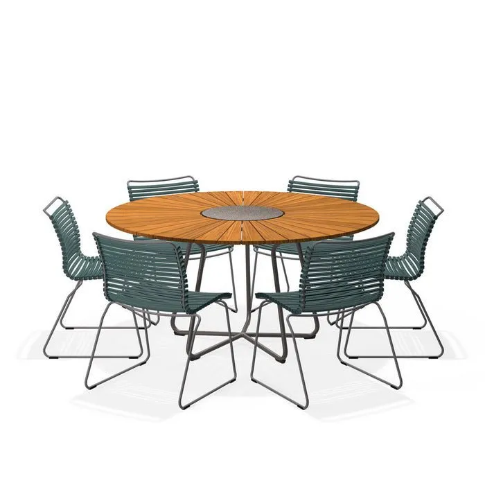 Circle Outdoor Table 1500dia   6 Click Chairs No Arm