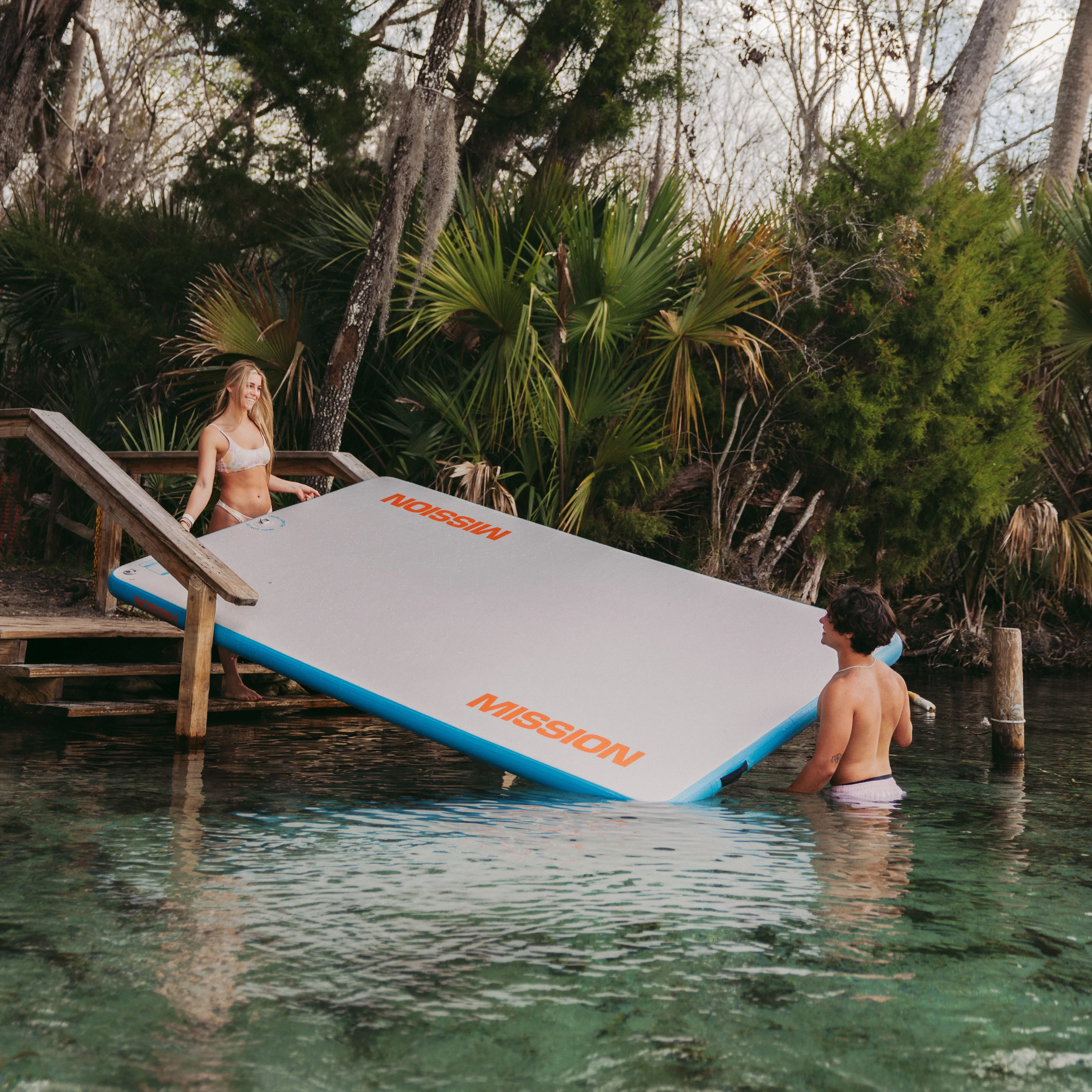 Factory Refurbished | REEF Inflatable Water Mats | Outlet