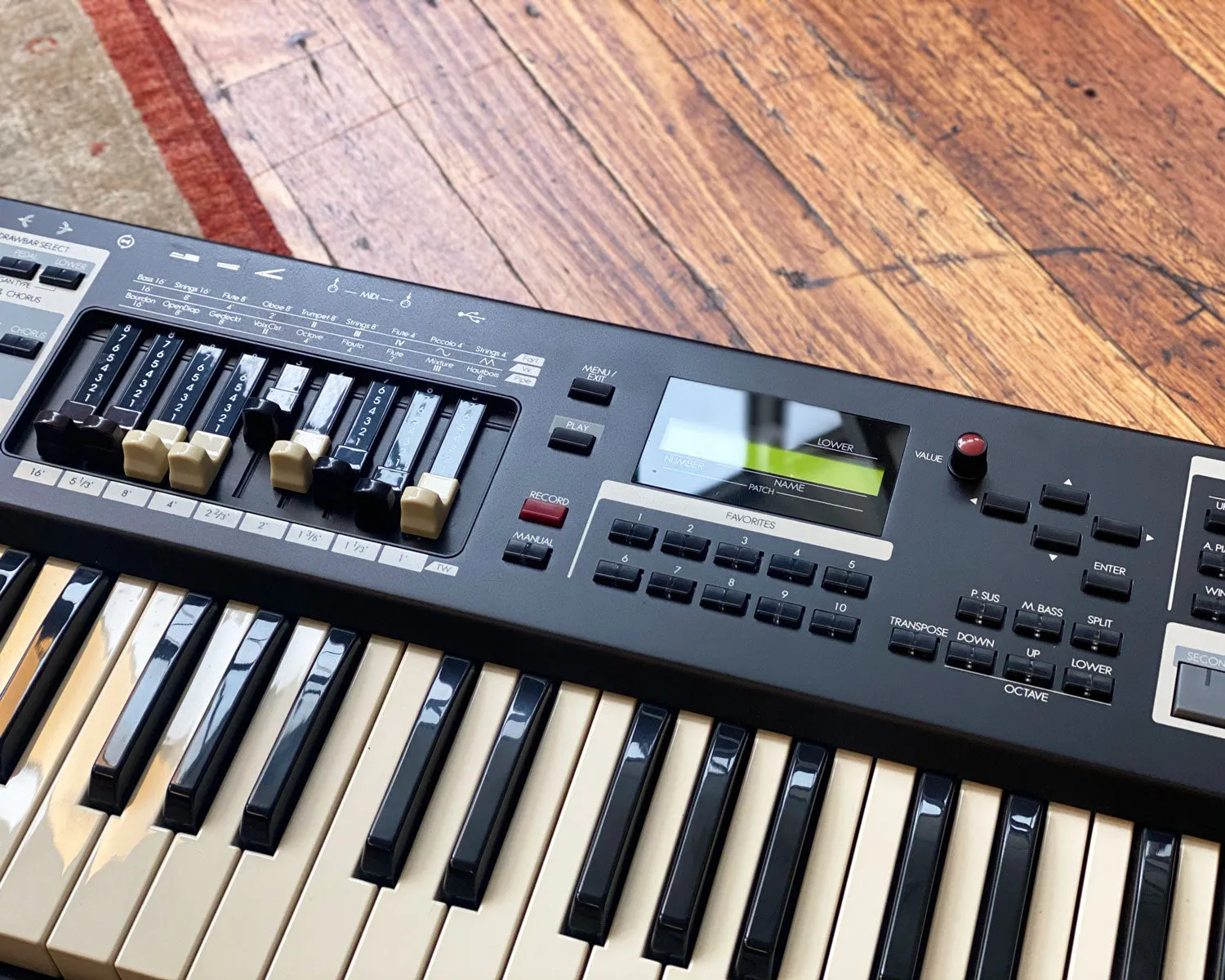 Hammond SK1-73 w/ SKB Road Case, Volume Pedal, Sustain Pedal & Paperwork