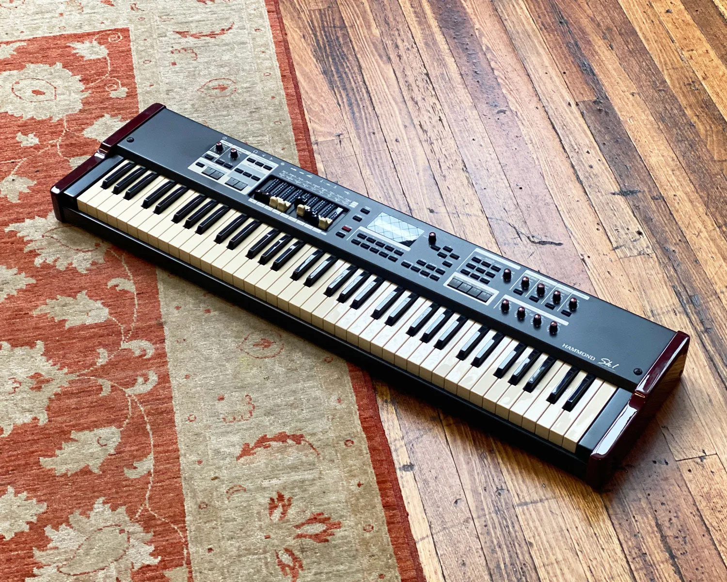 Hammond SK1-73 w/ SKB Road Case, Volume Pedal, Sustain Pedal & Paperwork