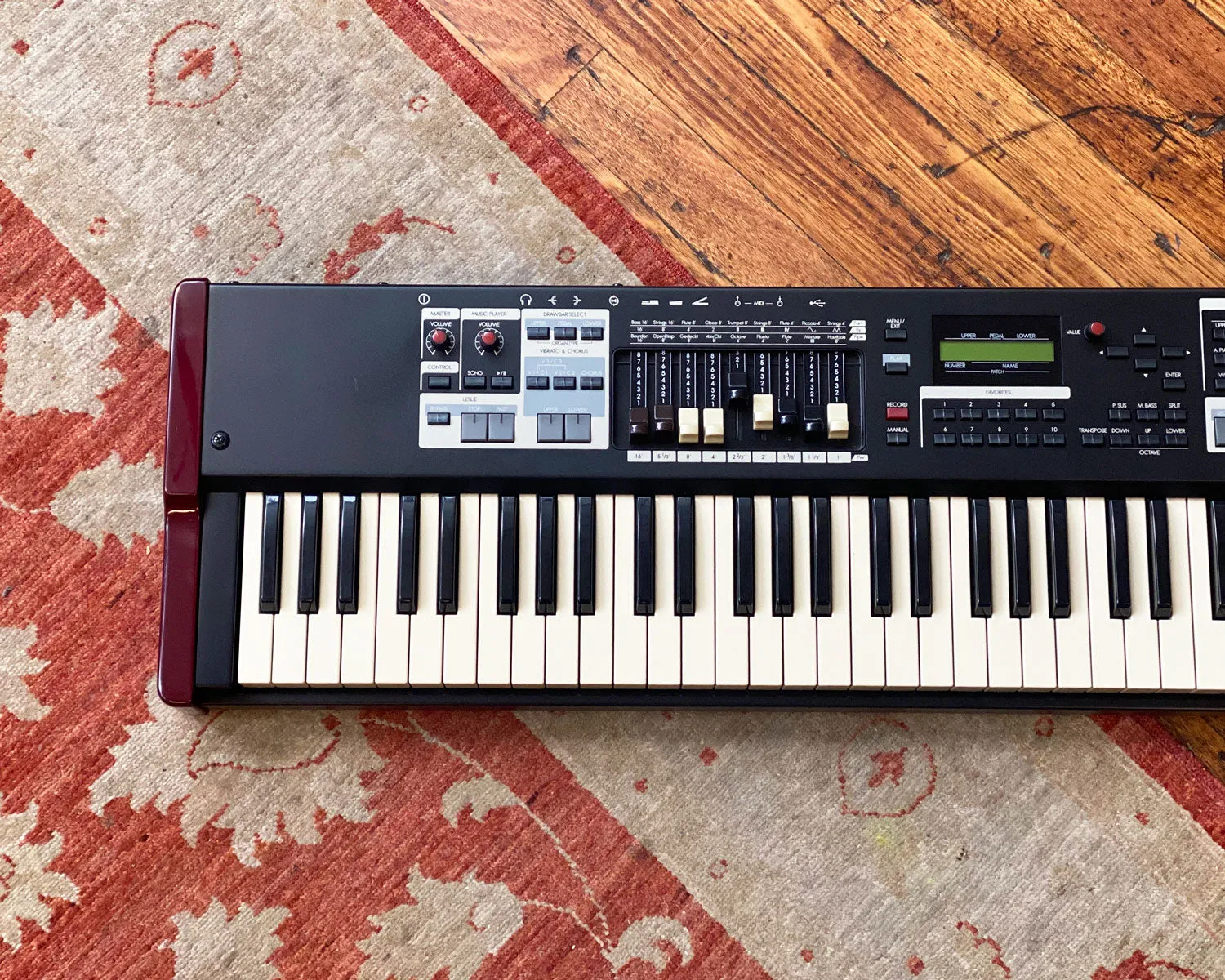 Hammond SK1-73 w/ SKB Road Case, Volume Pedal, Sustain Pedal & Paperwork