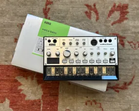KORG Volca Bass Three Oscillator Bass Machine