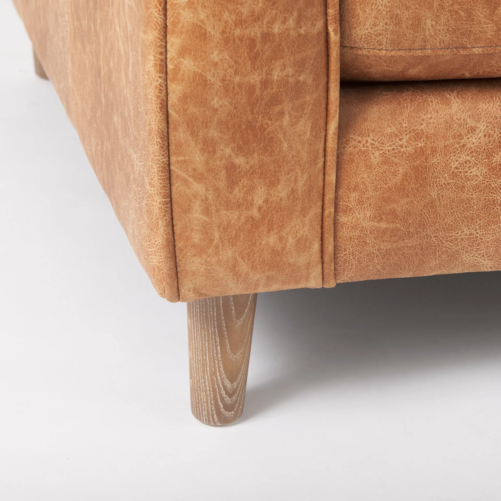 Loretta Arm Chair | Brown