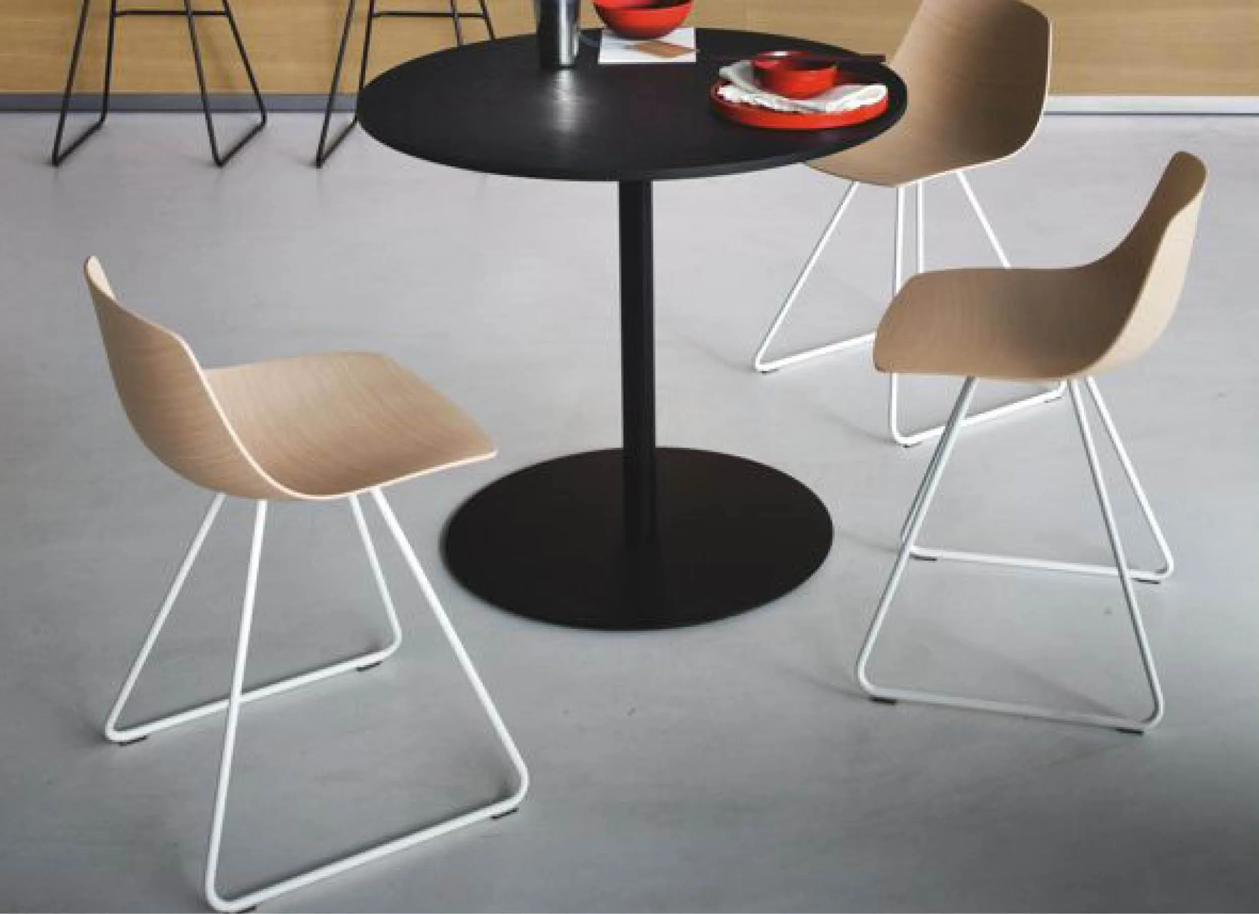 Miunn Chairs in White