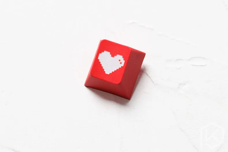 Novelty cherry profile dip dye and sculpture pbt keycap for mechanical keyboards Dye Sub legends pixel heart black red white