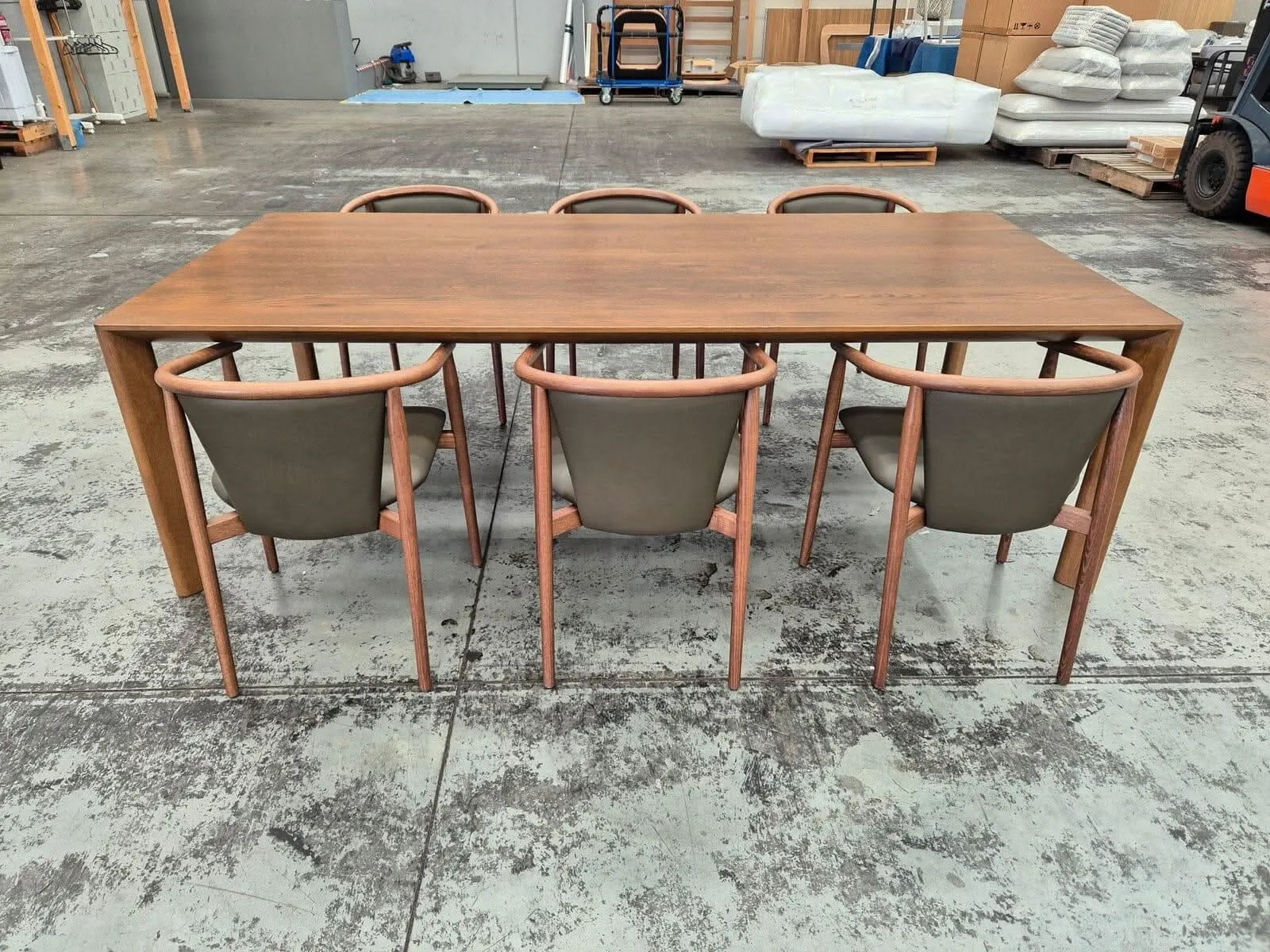 Otway Armchairs with Olive Leather (6)