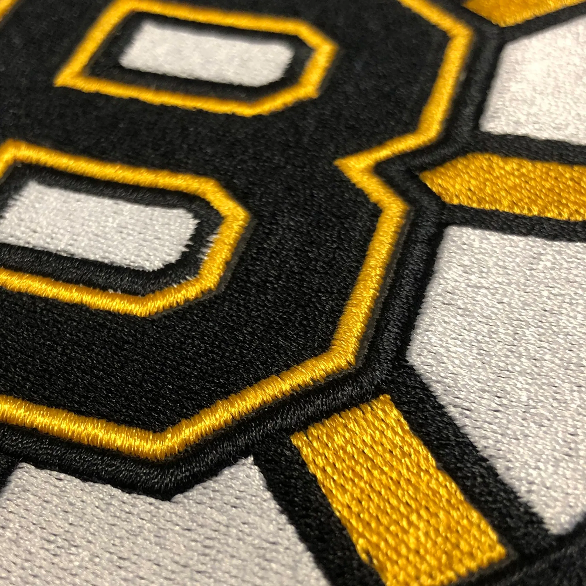 PhantomX Mesh Gaming Chair with Boston Bruins Logo