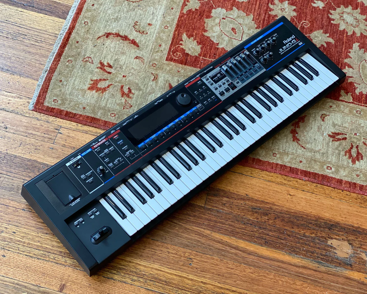 Roland Juno-Gi Mobile Synth w/ Digital Recorder