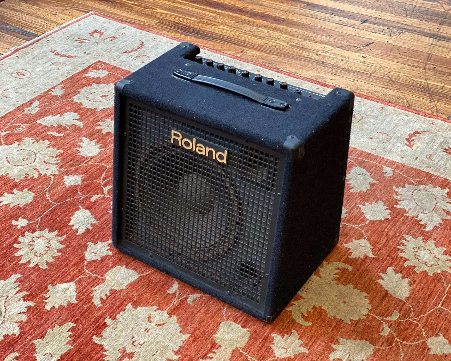 Roland KC-300