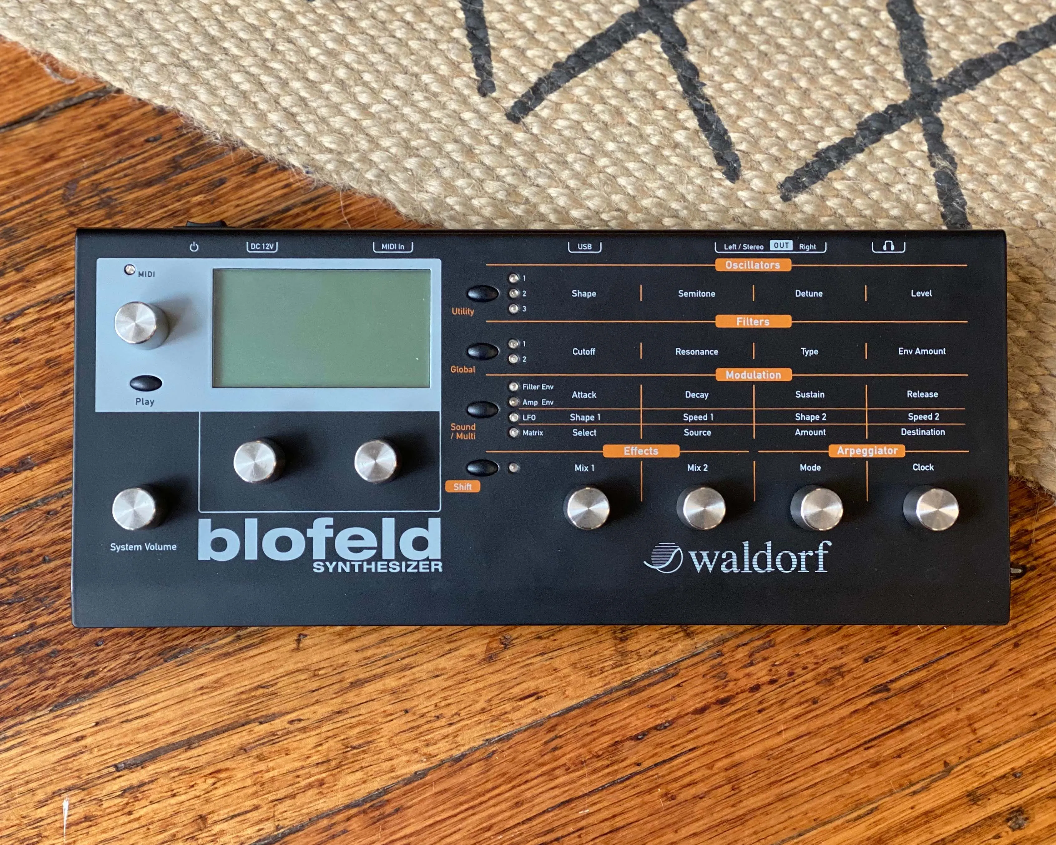 Waldorf Blofeld Black