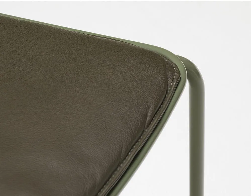 Wye Chair (Indoor)
