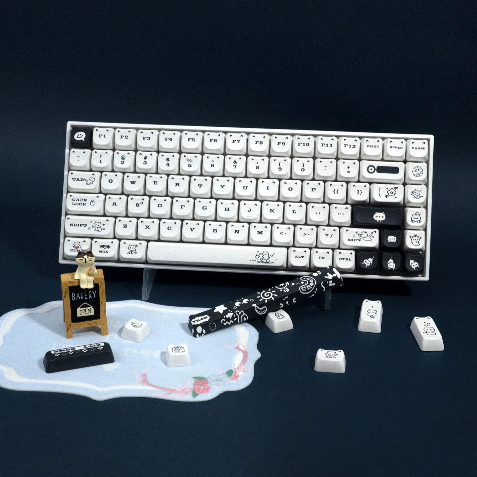 XVX  Cute kitten  MAO Profile Dye-Sub PBT Keycap 143-key