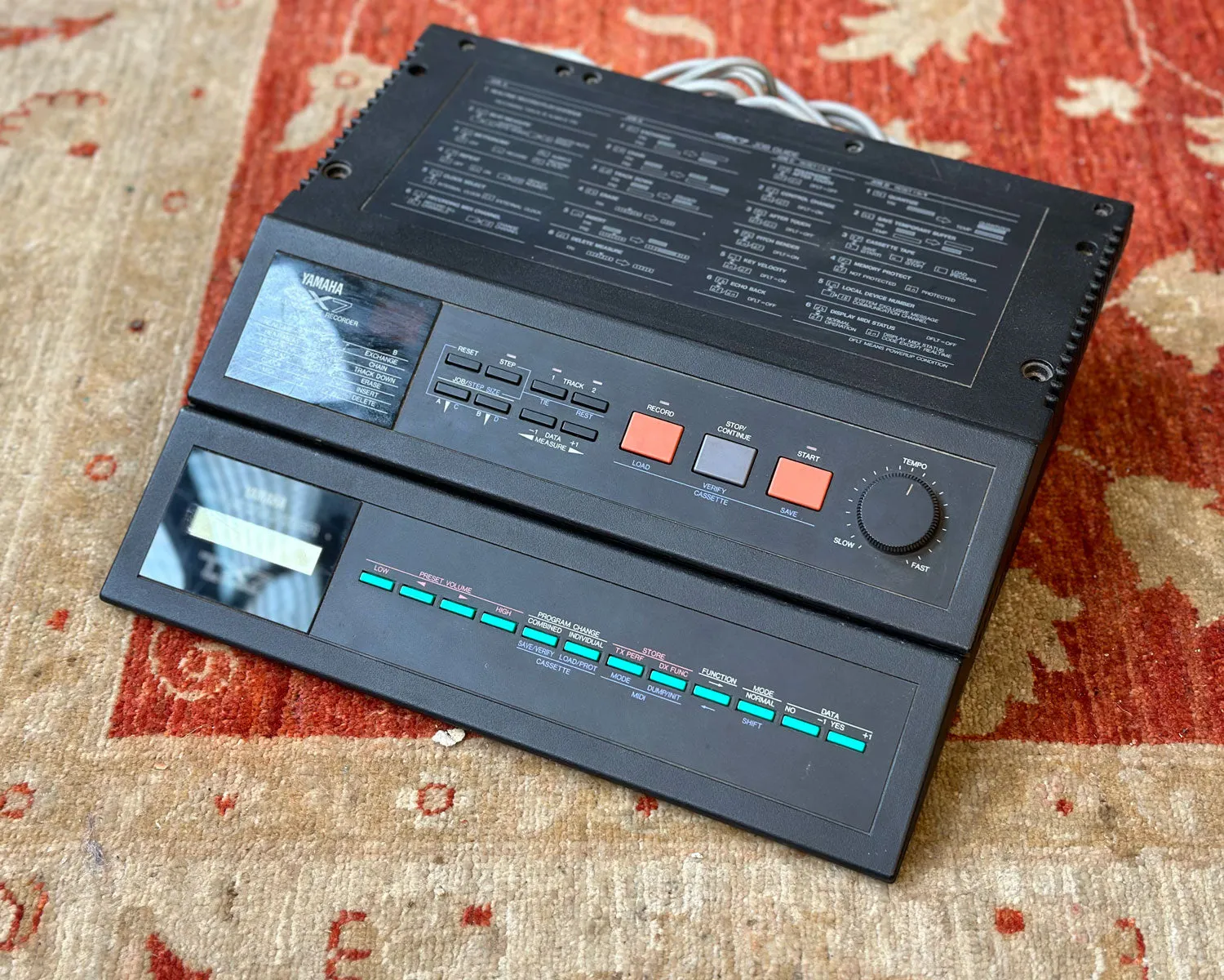 YAMAHA TX7 FM Expander & QX7 Digital Sequence Recorder